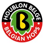 Kamil, trotse drager van het logo Belgische hop.